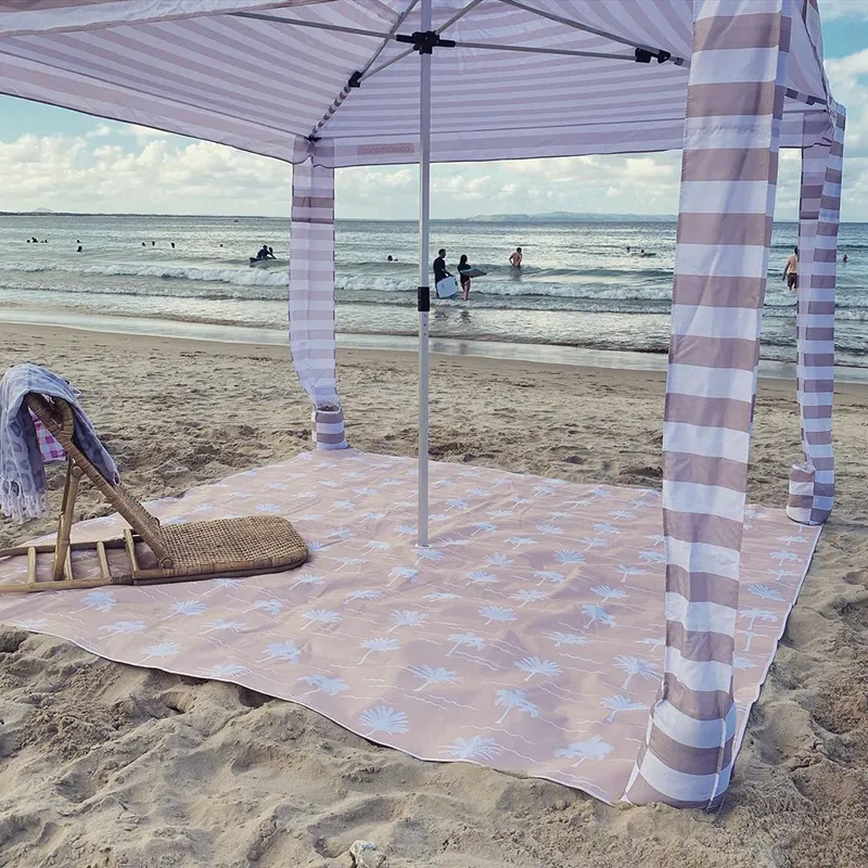 Wholesale sand proof canvas beach mat non slip pvc waterproof bottom blanket with center eyelet hole for umbrella