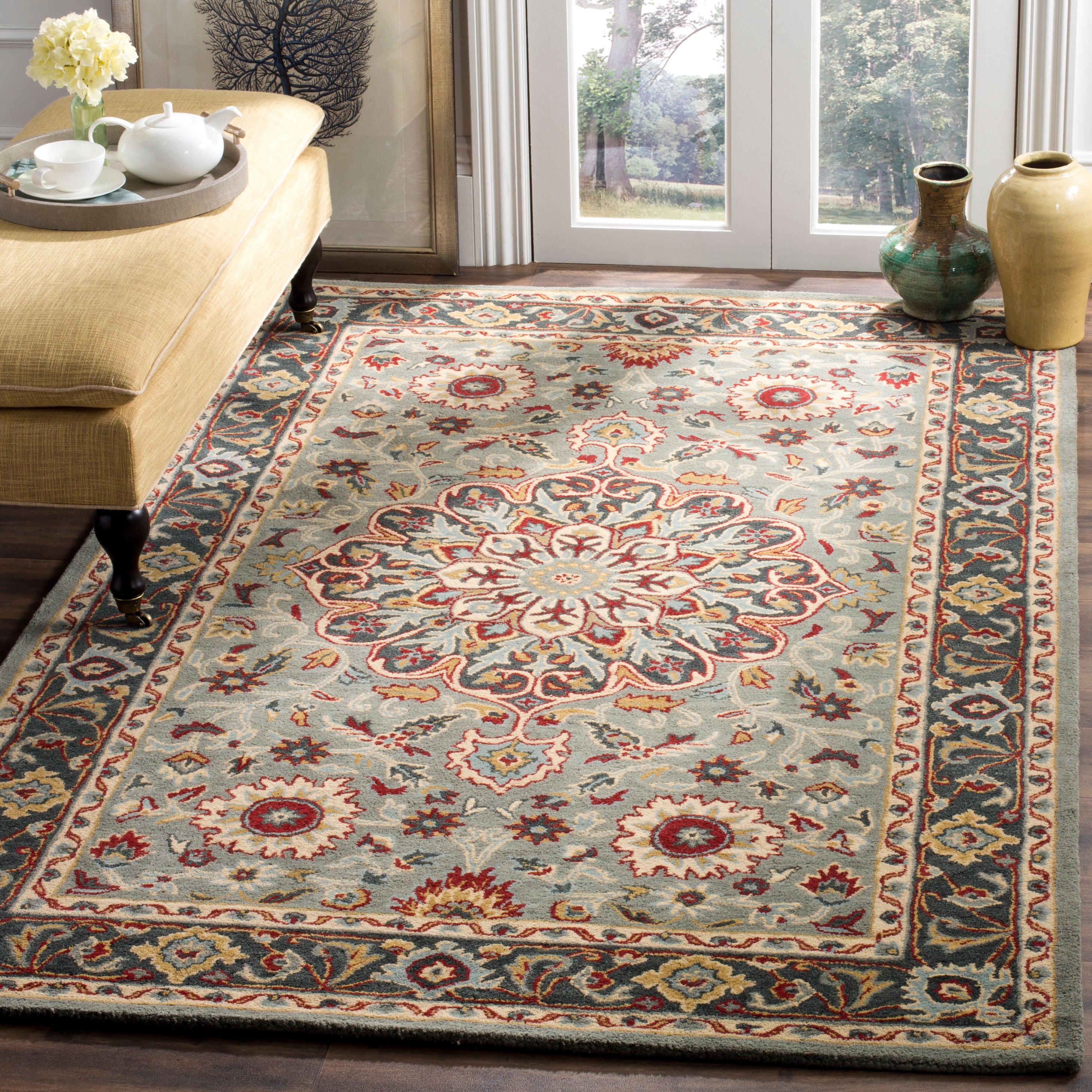 SAFAVIEH Heritage Devyn Traditional Wool Area Rug, Grey/Charcoal, 2' x 3'