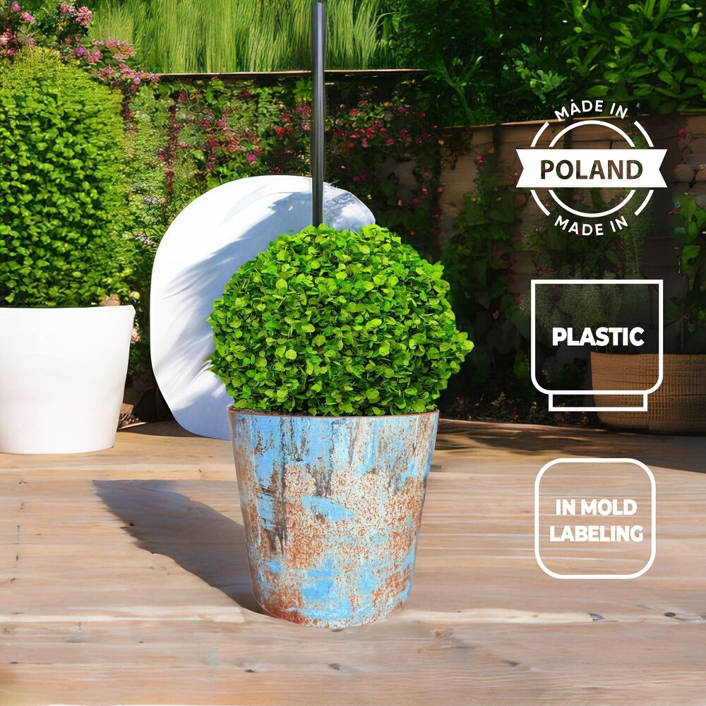 Lamela 12.44 in H Round Rust Plastic Indoor/Outdoor Planter  Flower Pot  Garden Pot  Plastic Planter