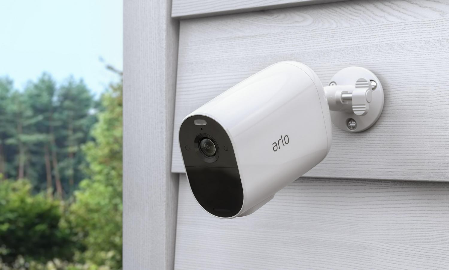 Arlo Essential XL Spotlight Camera Indoor/Outdoor Wire-Free 1080p Security Camera  White