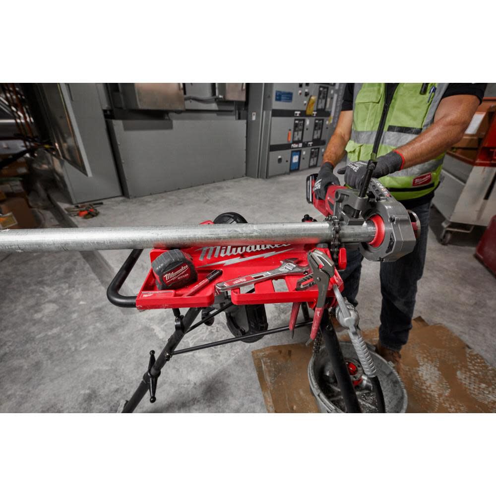 Milwaukee 6 Leveling Tripod Chain Vise 48-22-8690 from Milwaukee