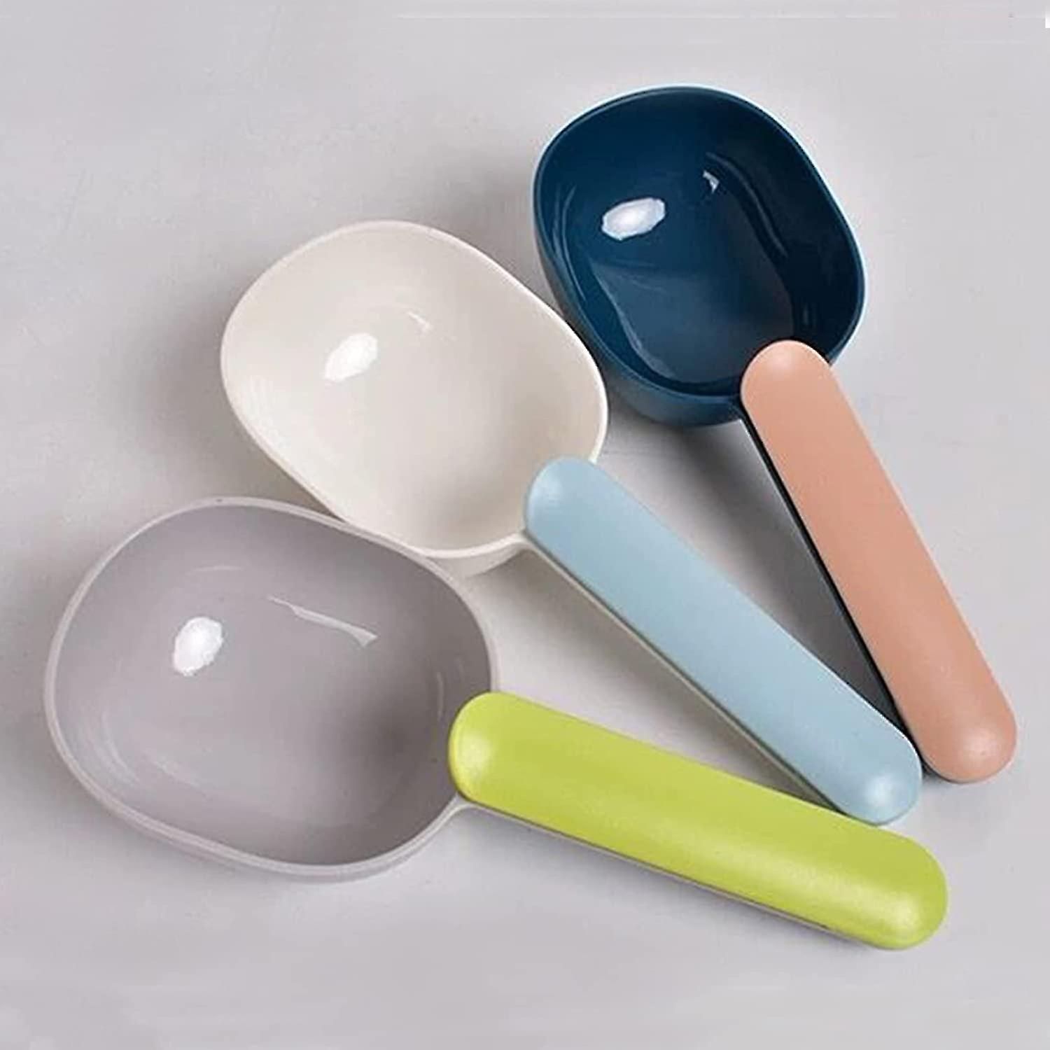 Pet Food Scoop and Clip Plastic Scoop