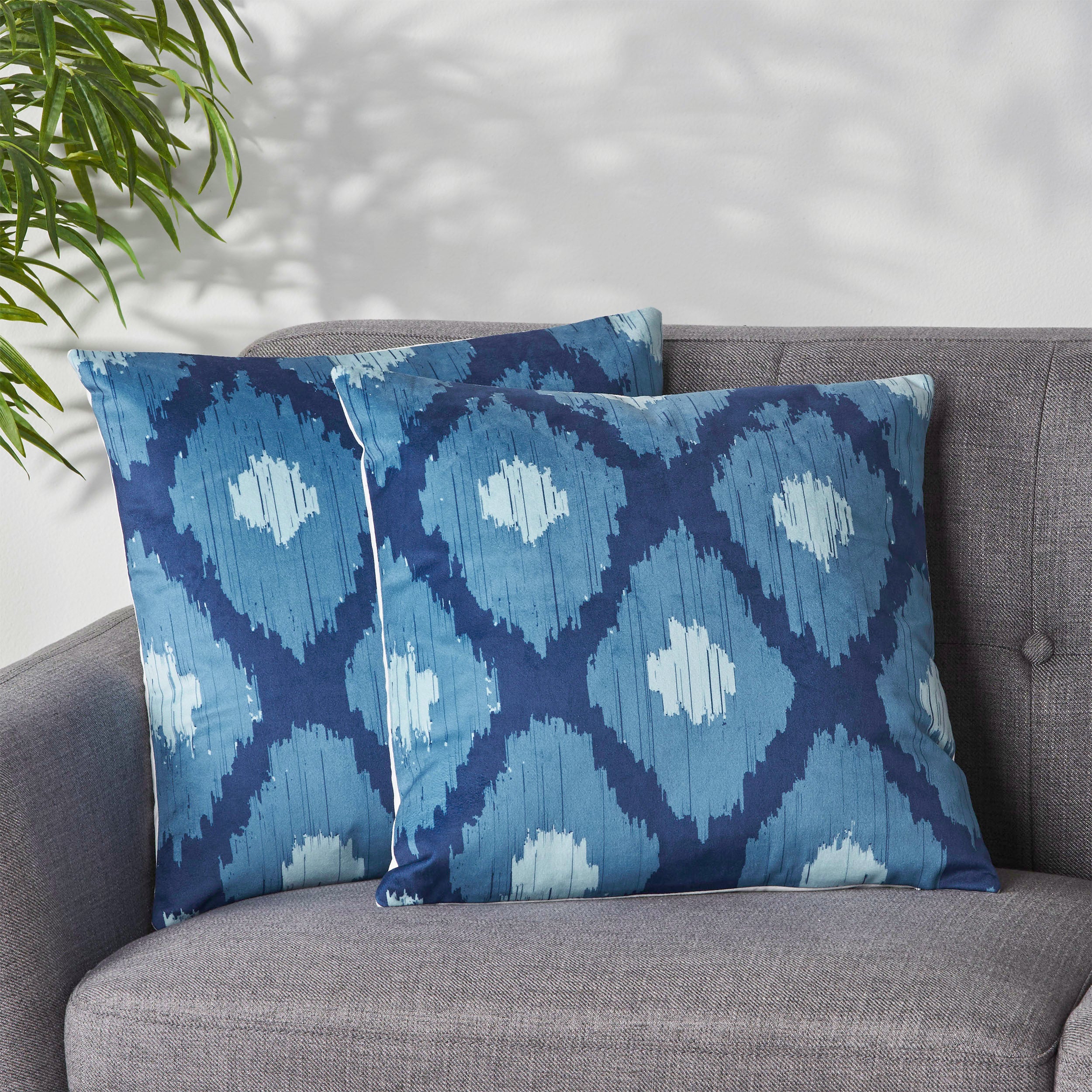 Callum Modern Throw Pillow