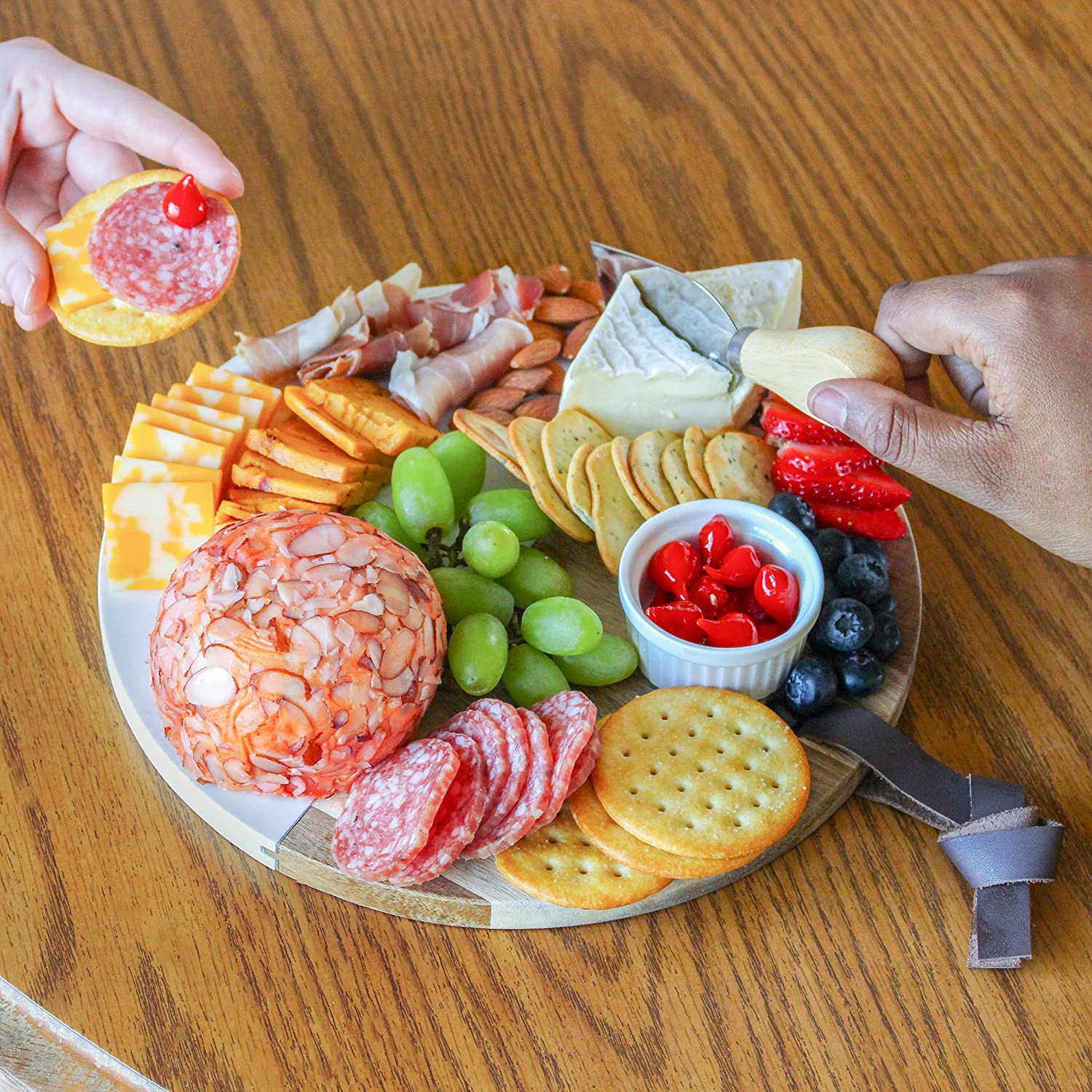 G Francis Acacia and Charcuterie Board Cheese Board and Knife Set for Appetizers