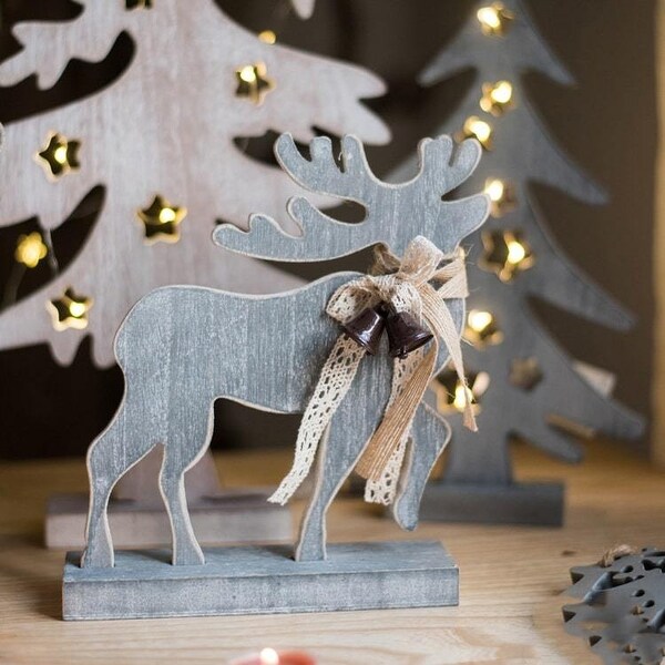 RusticReach Christmas Desktop Decoration Figurines in Wood