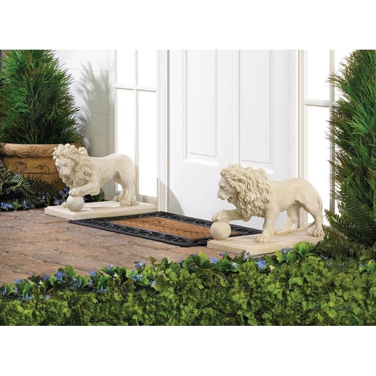 Regal Outdoor Lion Statues   16 x 8.5 x 12