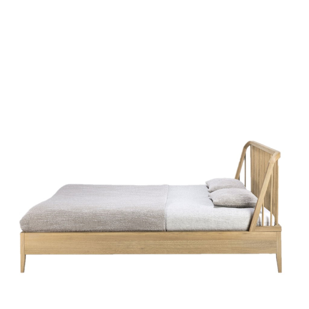 Spindle King Bed