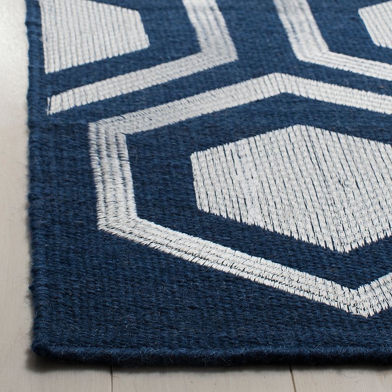 Safavieh Kilim Leah Geometric Wool Rug