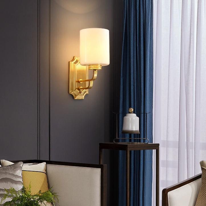 Hamilton Wall Lamp