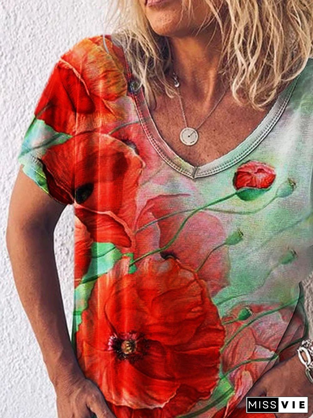 Women's Memorial Day Poppy Flower V-neck T-shirt