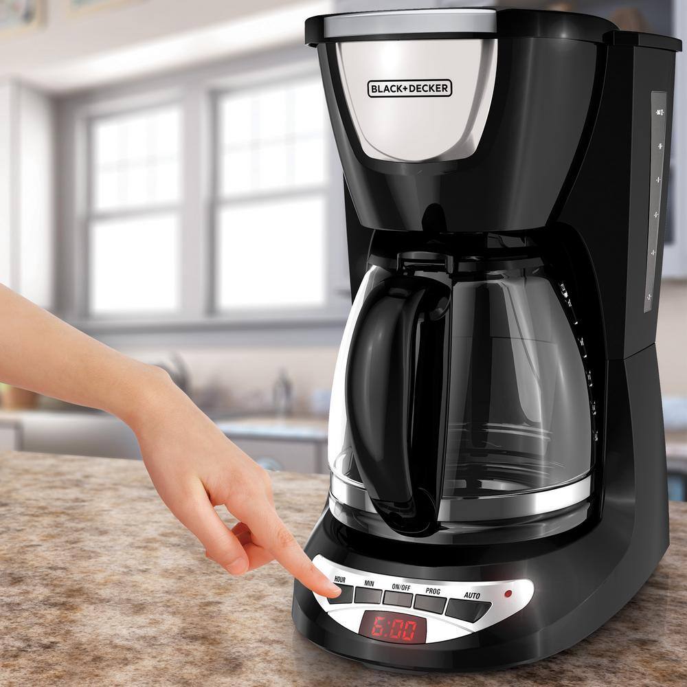 Black+Decker 12 cups Black Coffee Maker