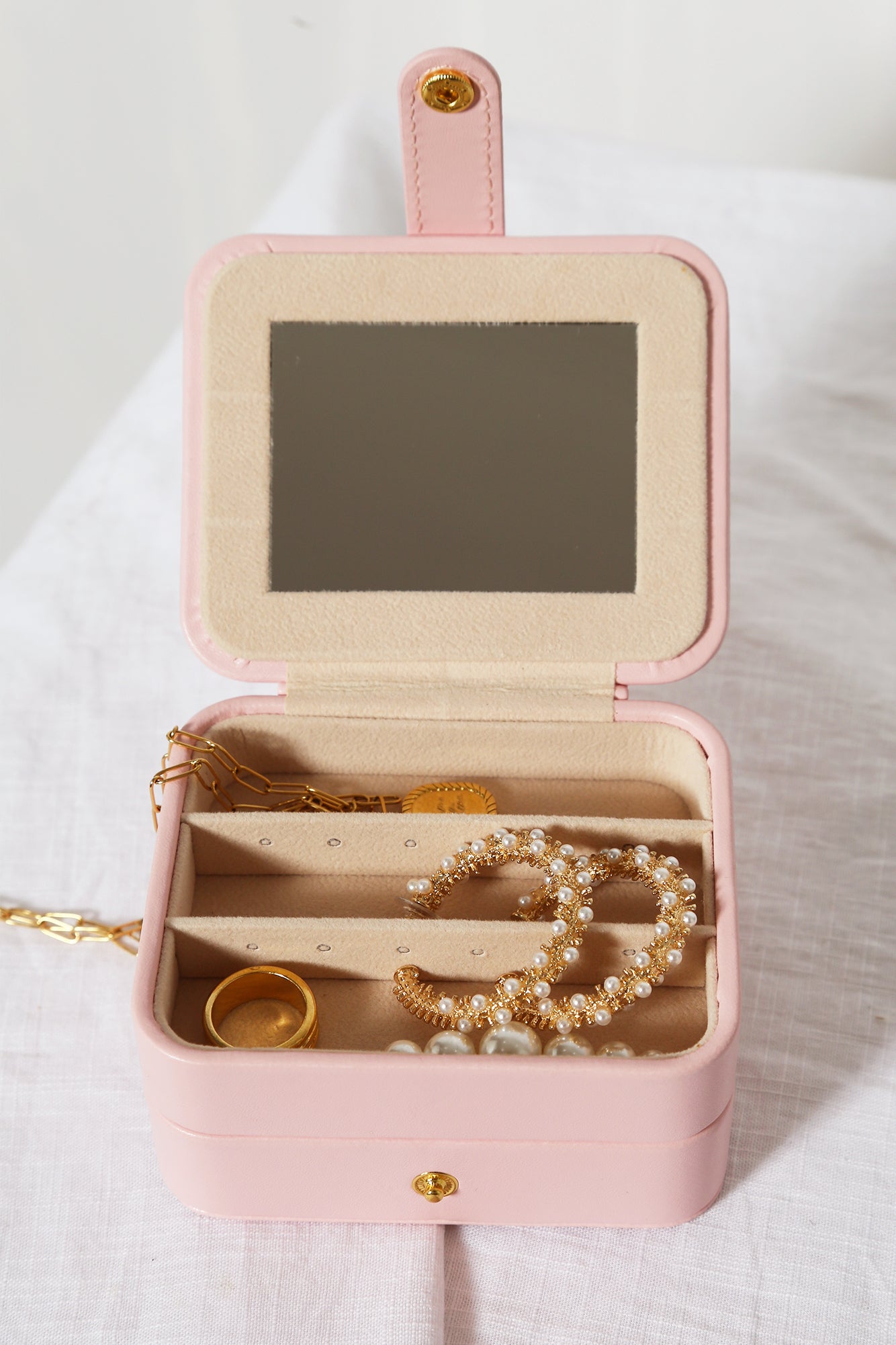 From Me To Me Jewellery Organiser Pink