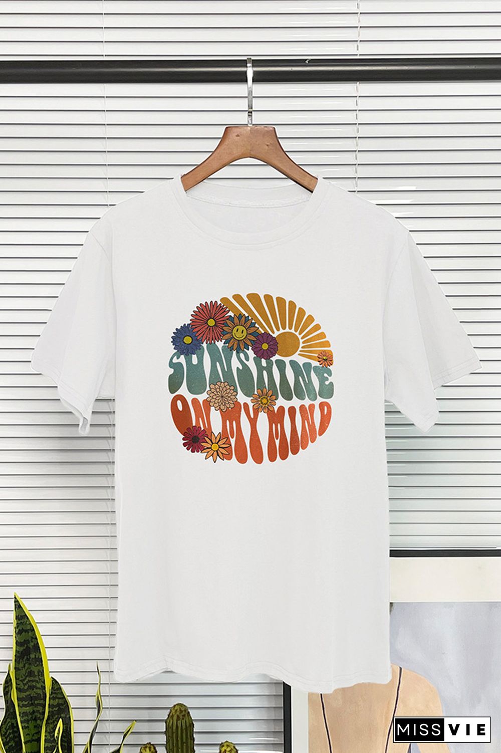 Vintage Sunshine Flower Graphic Tee