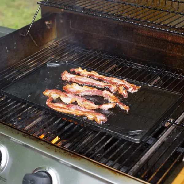 Lodge Double Play Reversible Cast Iron Grill and Griddle