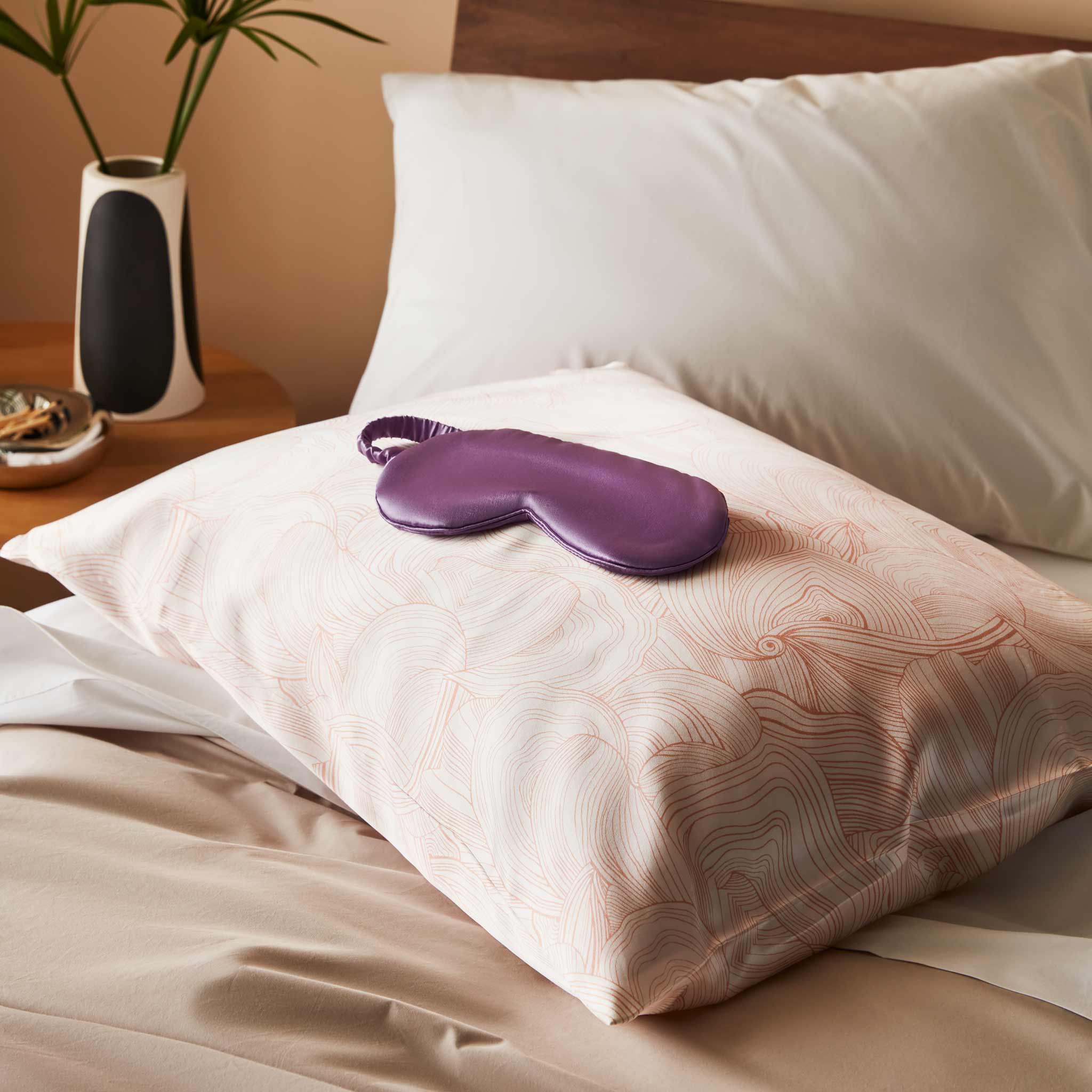 Free Mulberry Silk Eyemask