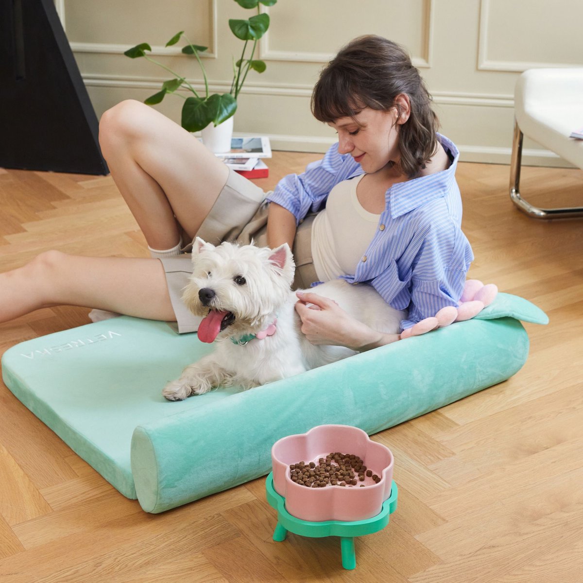 VETRESKA Flora Sofa Cat and Dog Bed