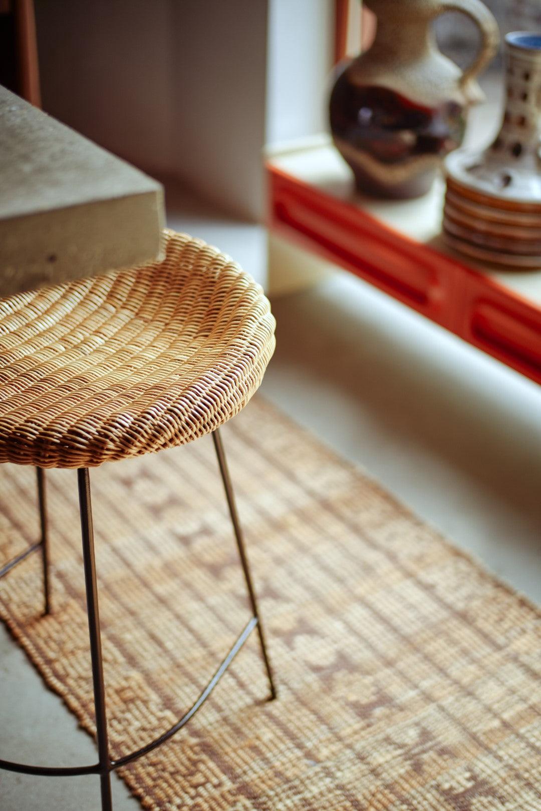 Wicker counter bar stool