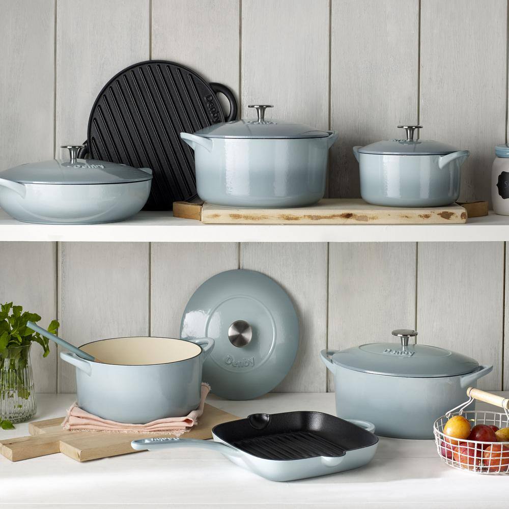 Denby Heritage Pavilion 4 qt. Round Cast Iron Casserole Dish in Blue with Lid CIP-589