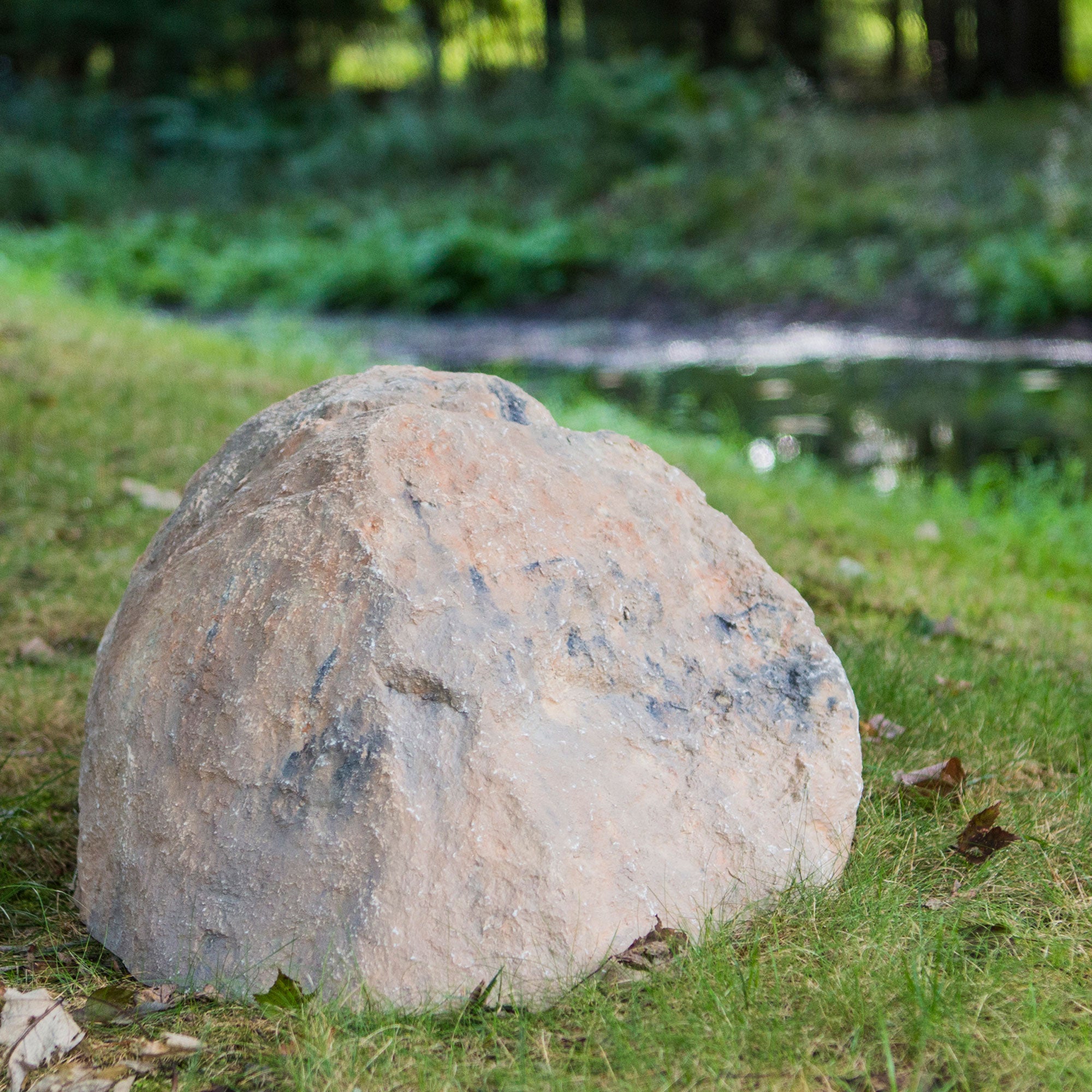 Outdoor Essentials Large Gray Artificial Landscape Rock