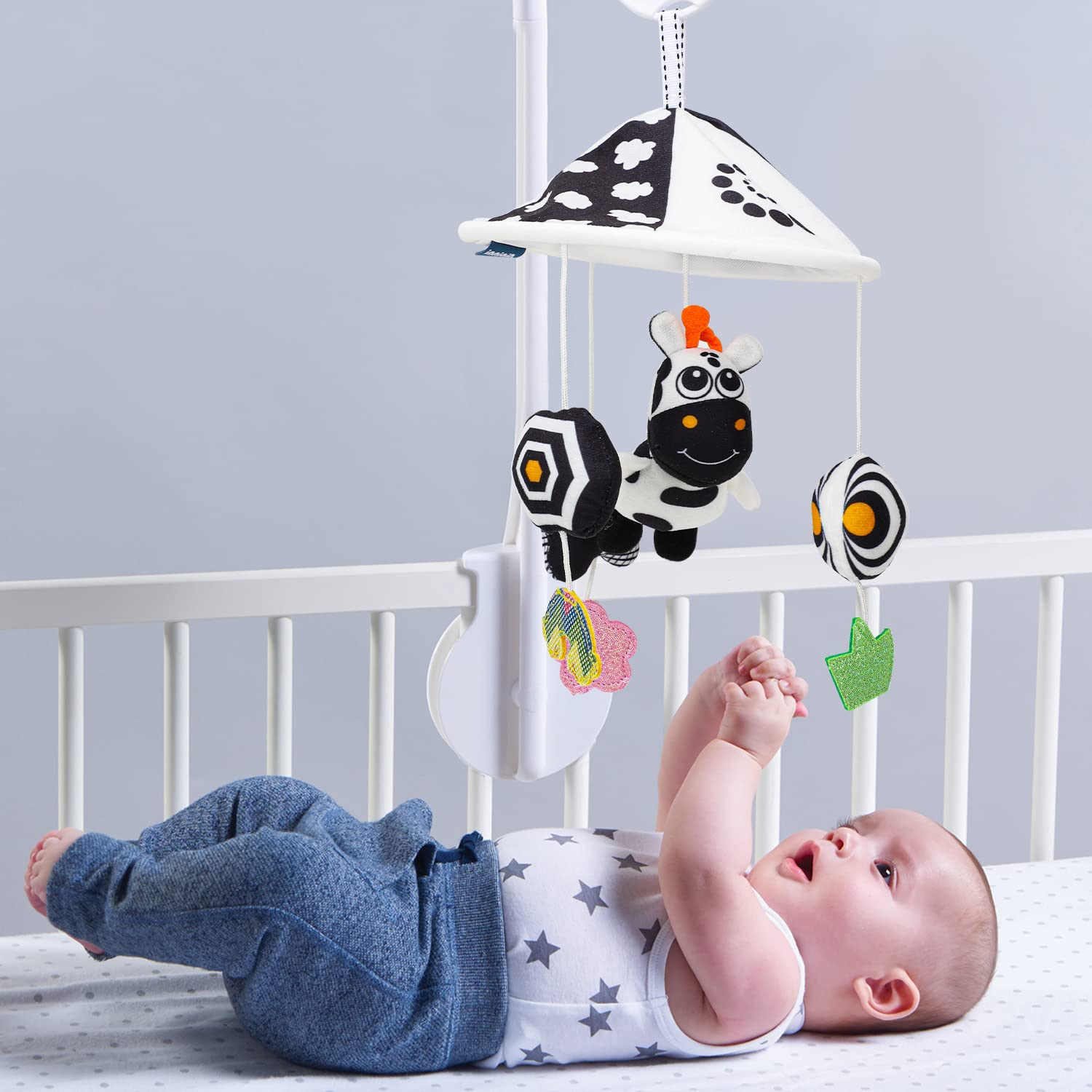 TOY Life 2 Pack Hanging Baby Toys 0-6 Months, Car Seat Toys for Babies 0-6 Months, Crib Toys Hanging Newborn Toys Black and White Hanging Stroller Activity Toy for Babies, Infant Carseat Toys