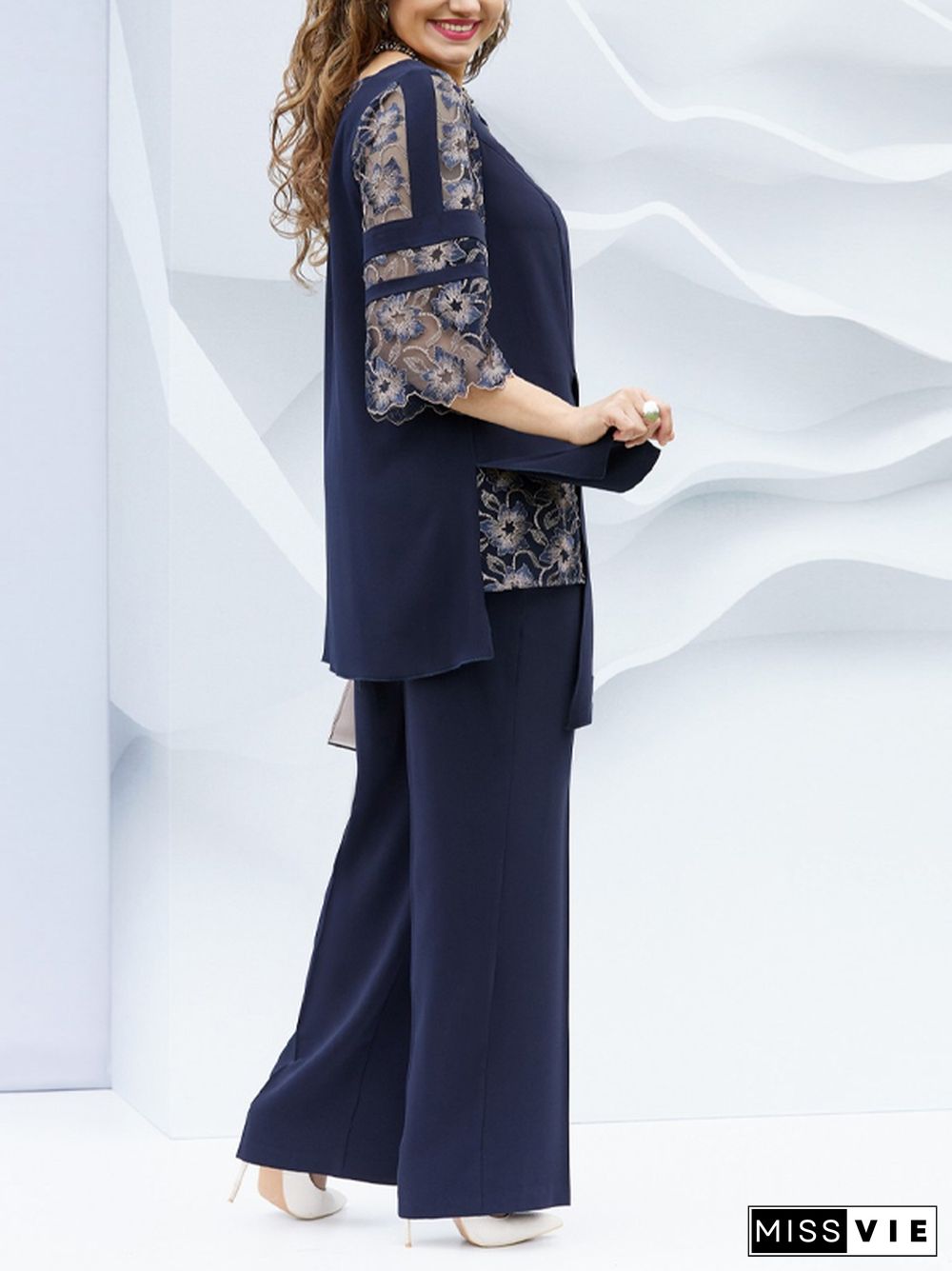 Round Neck Lace Solid Color Top And Pants Suit