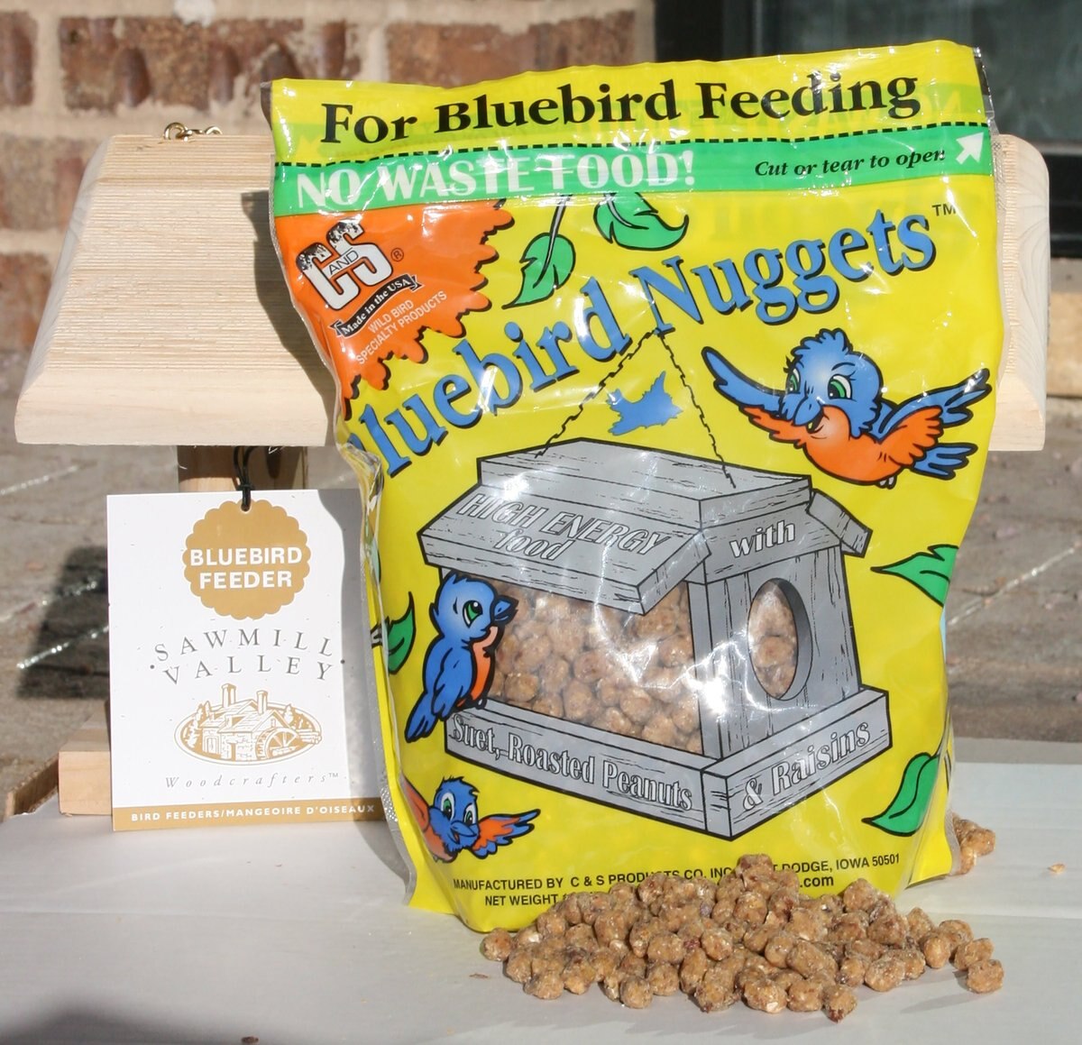 CandS No Melt and No Waste Bluebird Nuggets Bird Food， 27-oz bag