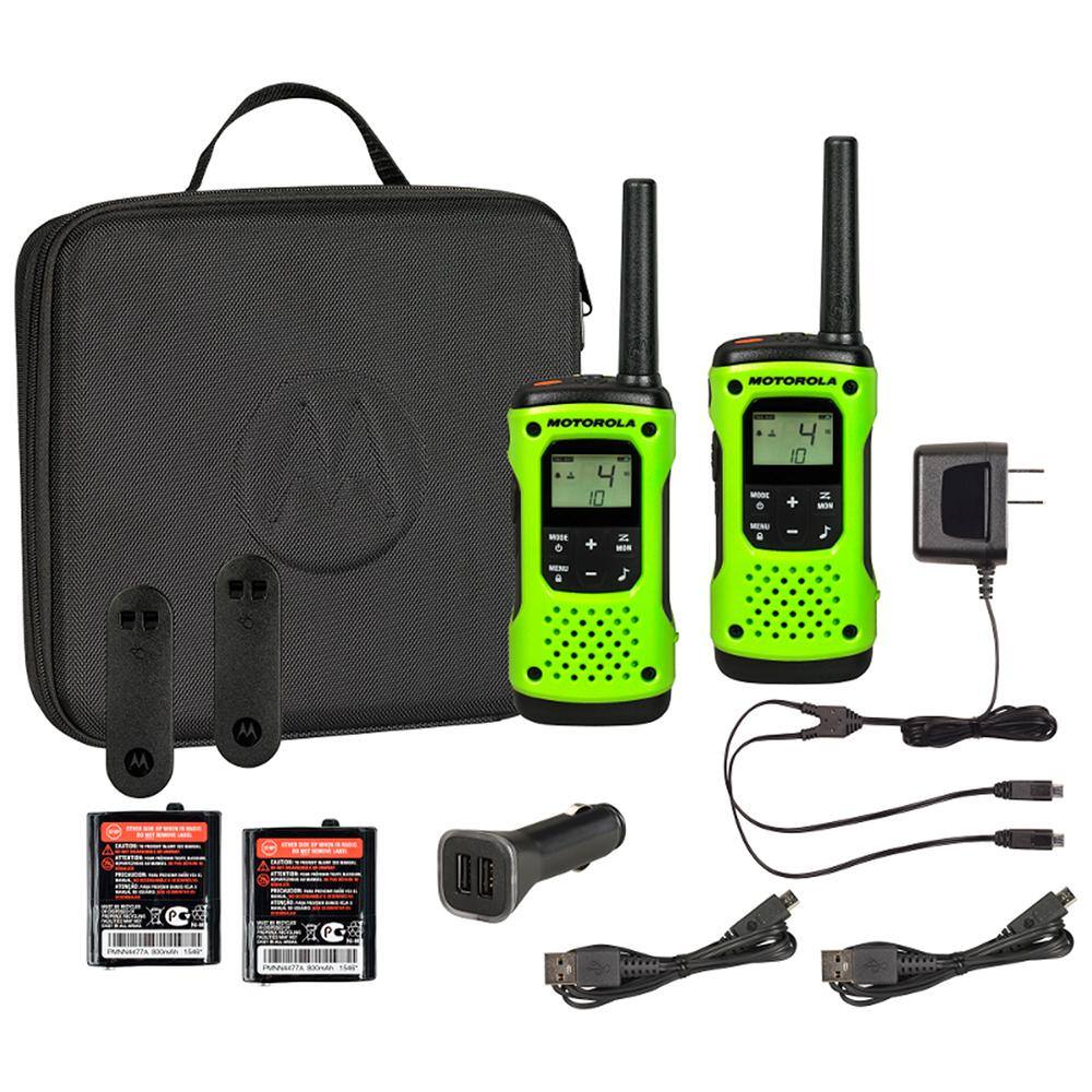 MOTOROLA Talkabout T605 Rechargeable Waterproof 2-Way Radio with Carry Case and Charger Green (2-Pack) T605