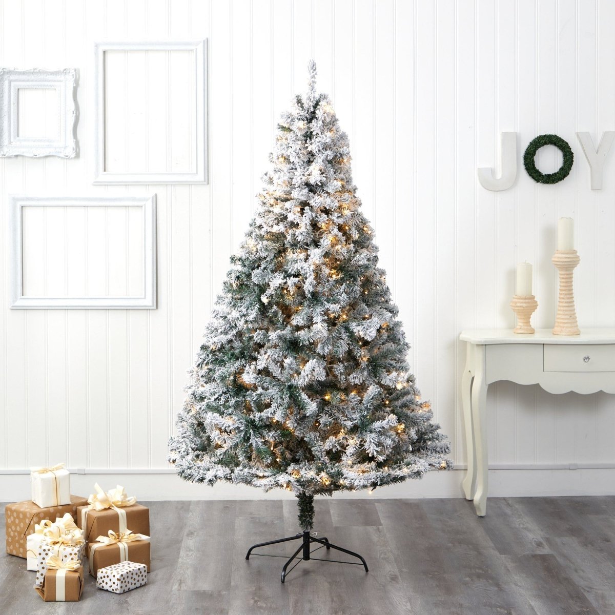 7' Flocked Rock Springs Spruce Tree | 350 LED Lights & Snow