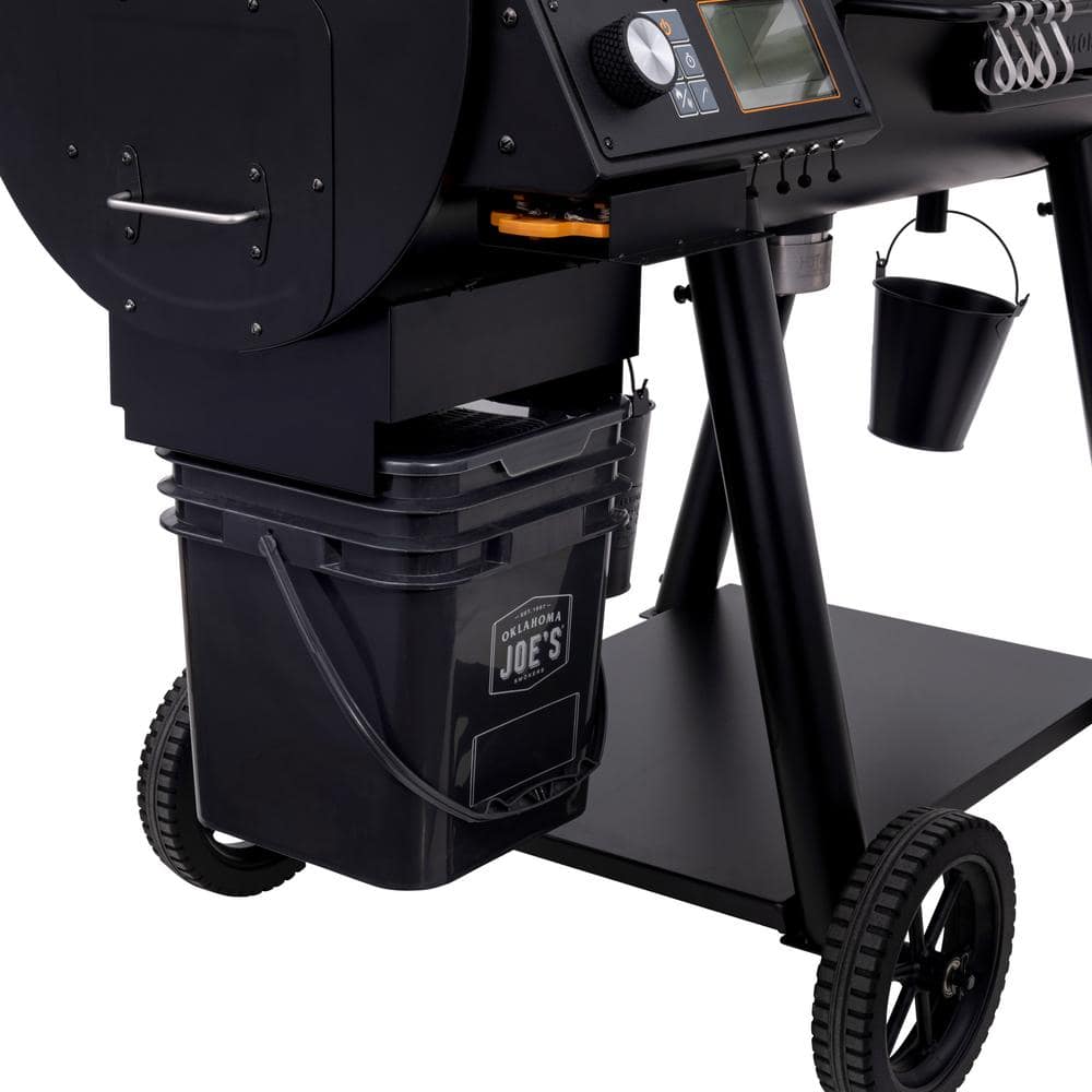 OKLAHOMA JOE'S Rider 900 DLX Pellet Grill and Smoker in Black with 906 sq. in. Cooking Space 22202149