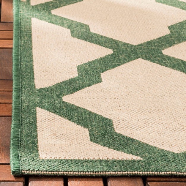 Leonida Outdoor Rug Safavieh