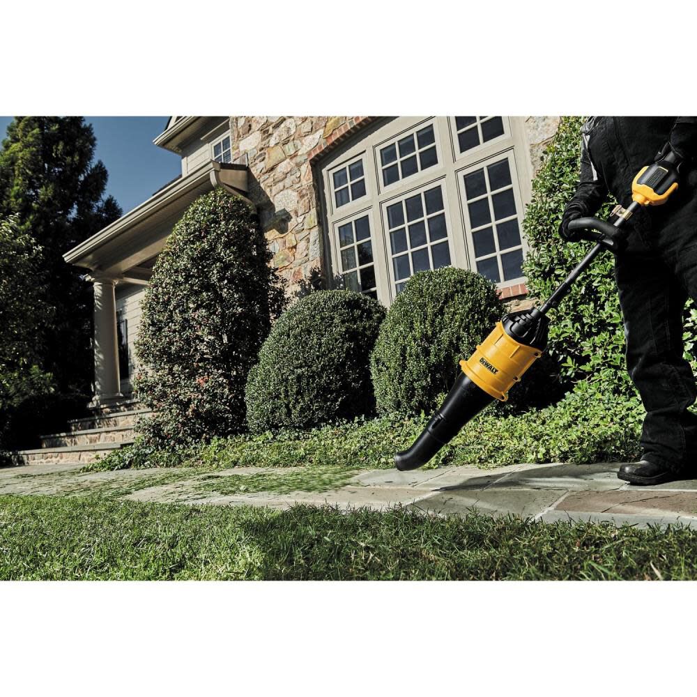 DEWALT 60V MAX* 17 in. Brushless Attachment Capable String Trimmer Kit DCST972X1 from DEWALT