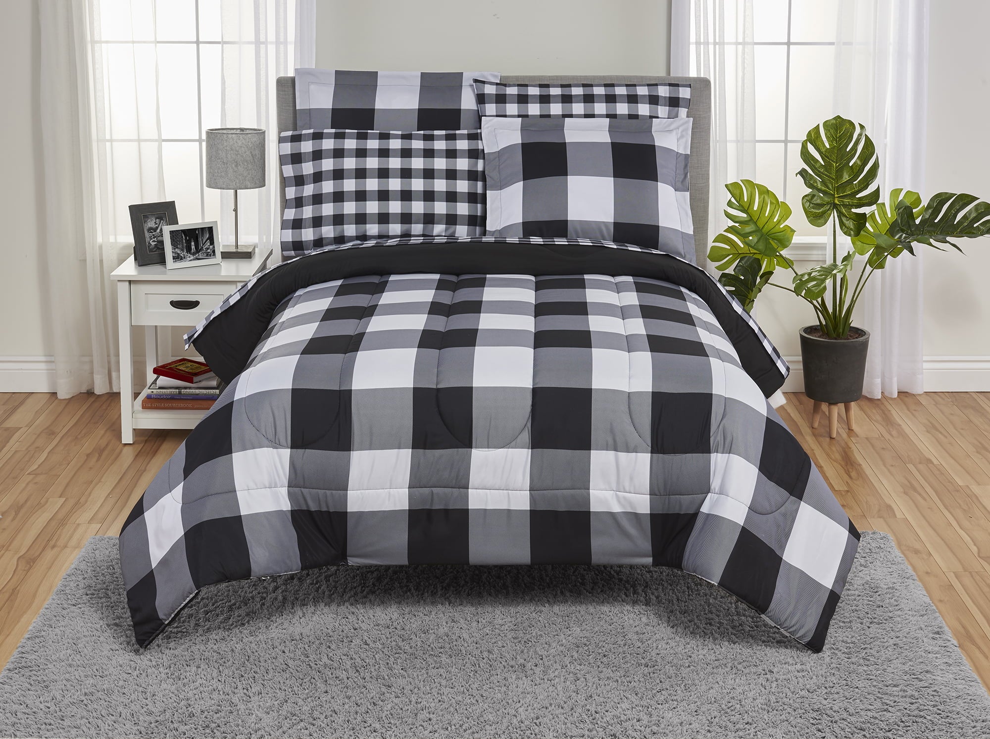 Black and White Buffalo Plaid 7 Piece Bed in a Bag Comforter Set with Sheets， King