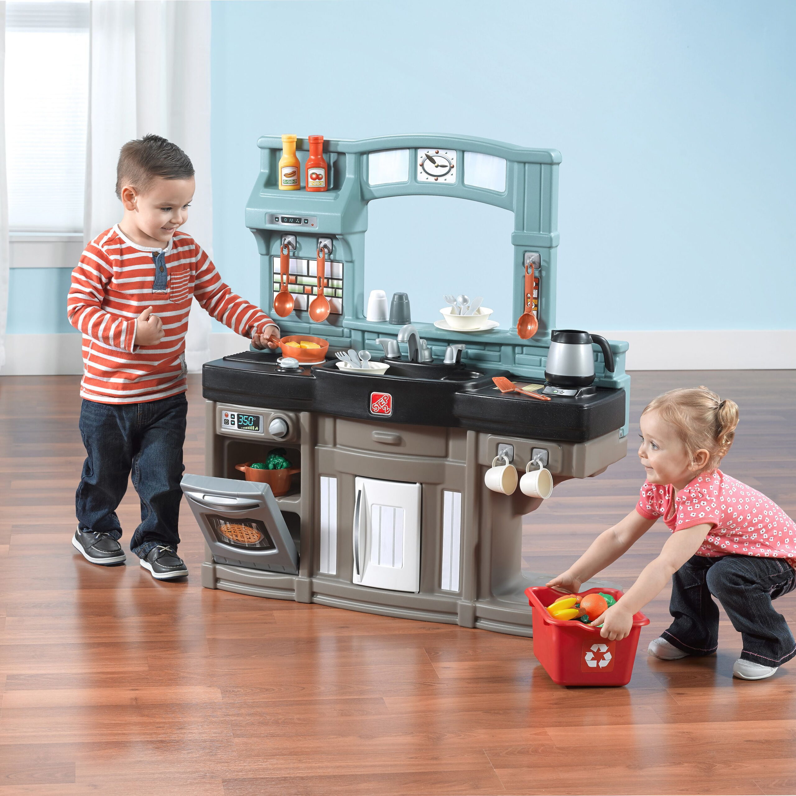 Step2 Pretend Play Kids Best Chef's Toy Cooking Kitchen Set with Accessories