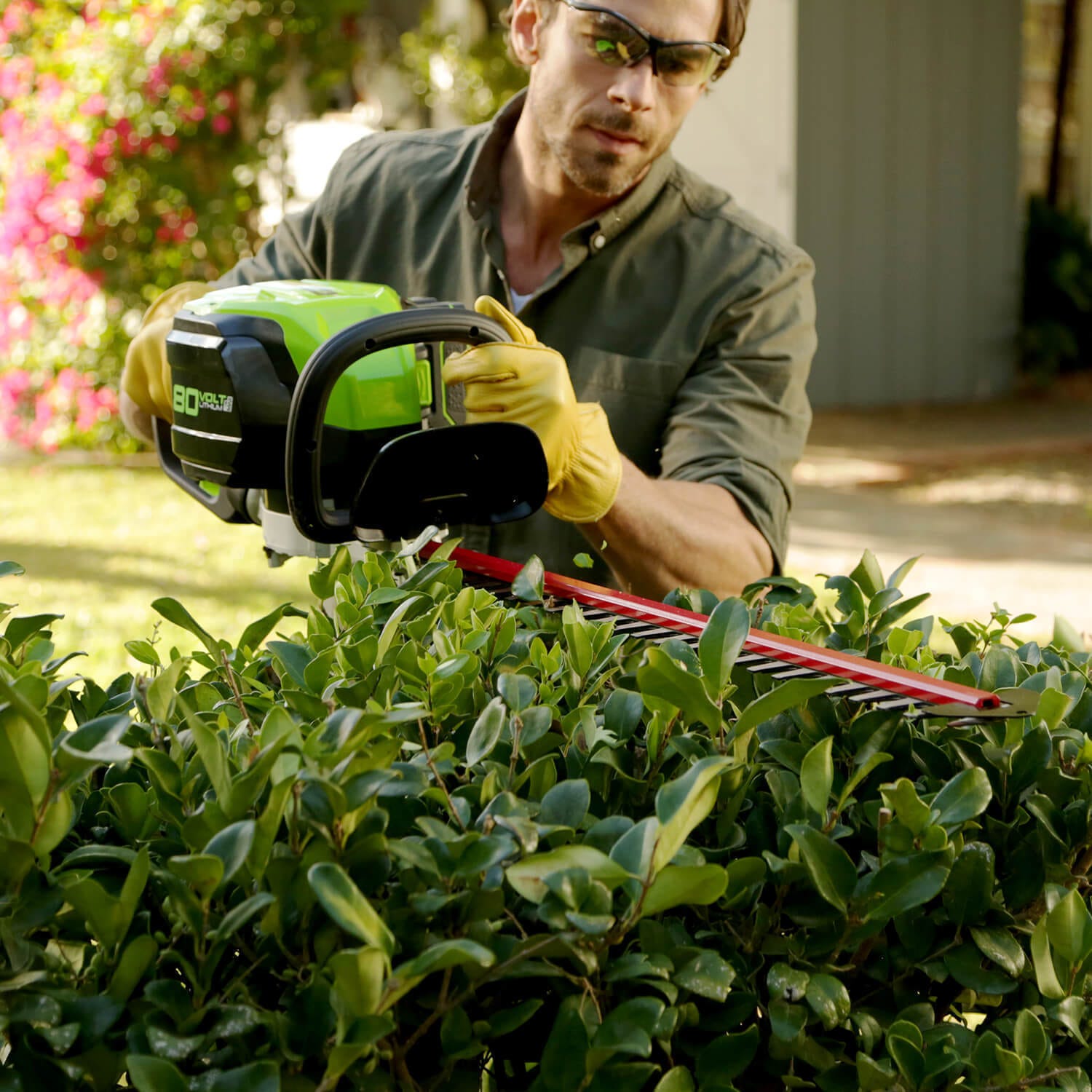 80V 26-Inch Cordless Hedge Trimmer | Greenworks Pro