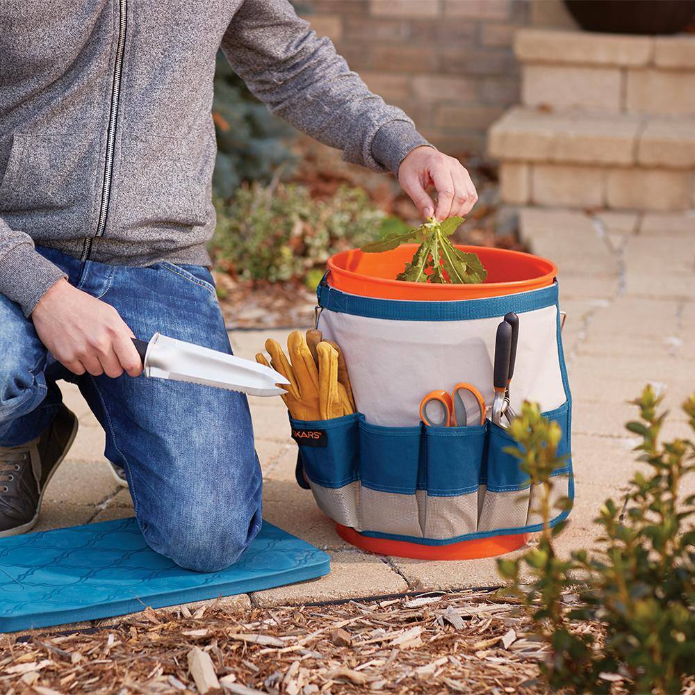 Fiskars 5 Gal. Garden Bucket Caddy (Bucket and Tools Not Included) 394240-1002