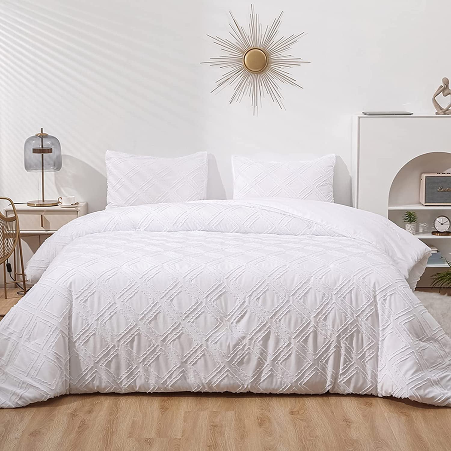 LUCKYBULL Tufted Comforter Set 3 Pieces Full Size Bed Comforter Set Jacquard Embroidery Diamond Geometric Design Soft Lightweight Shabby Chic Bedding Set for All Seasons， White 79''x90''