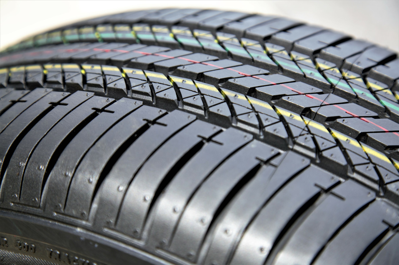 Bridgestone Turanza EL400-02 RFT 225