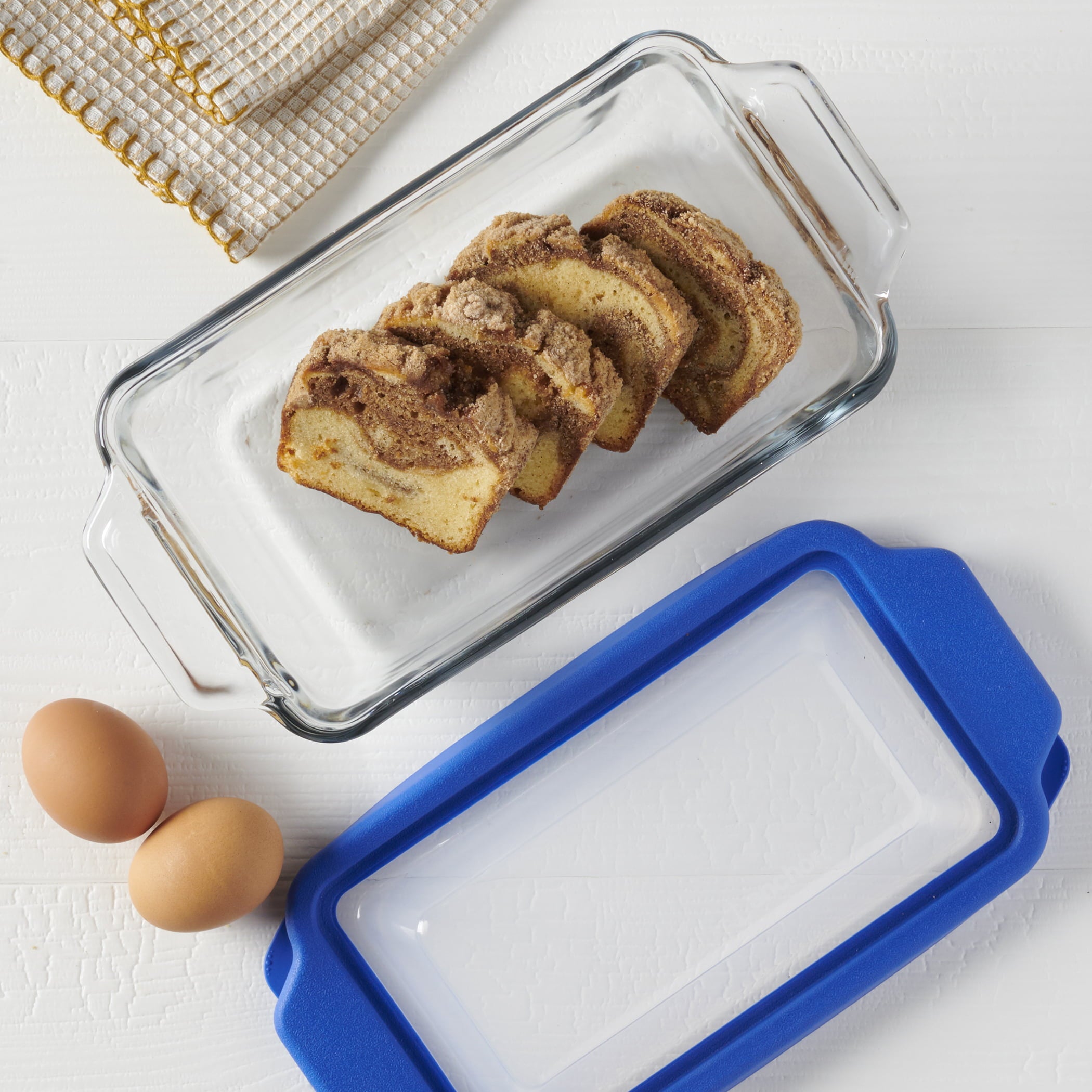 Anchor Hocking Bakeware Glass Loaf Pan with TrueFit Lid, 1.5 Quart