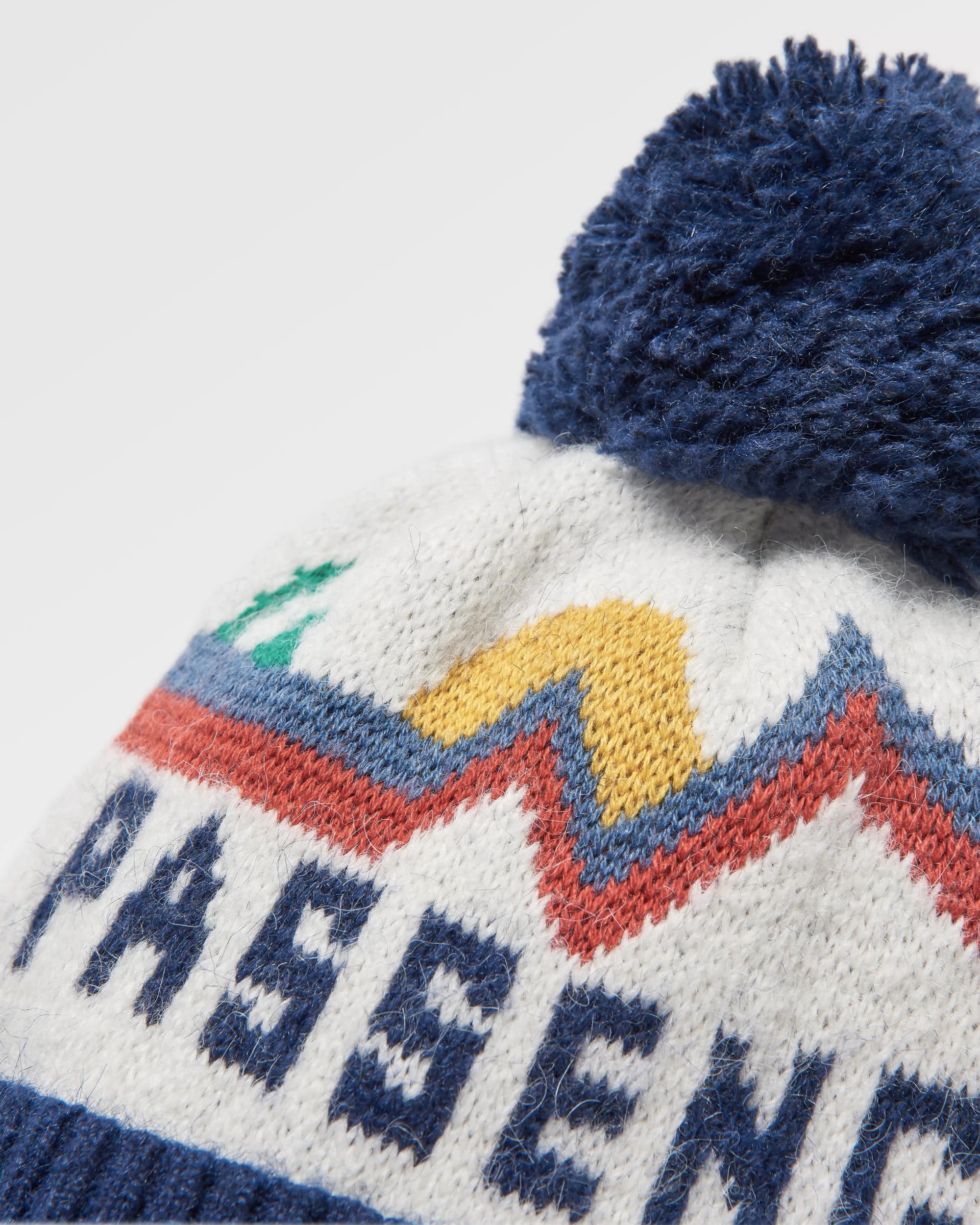 Passenger Recycled Bobble Hat - Vintage White