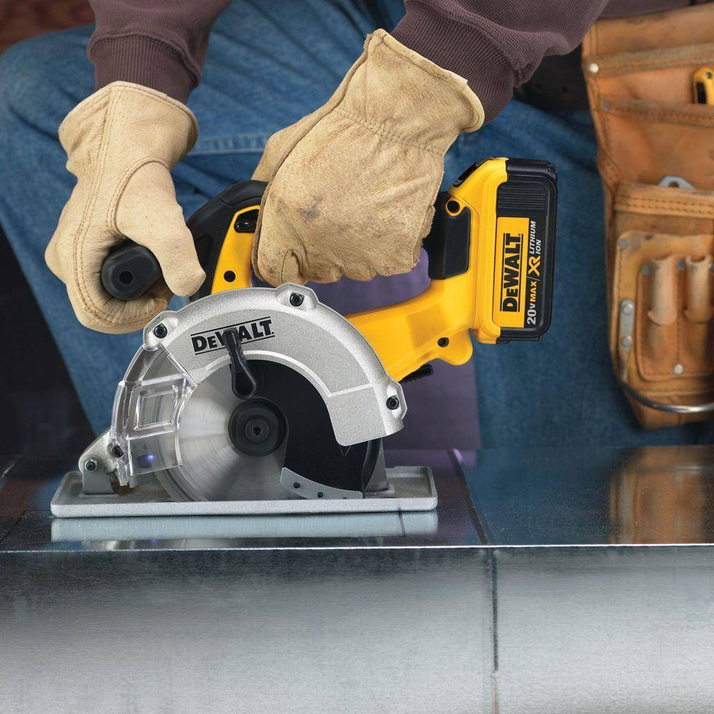 DEWALT DCS373P2 20-Volt MAX Cordless 5-1/2 in. Metal Cutting Circular Saw with (2) 20-Volt Batteries 5.0Ah