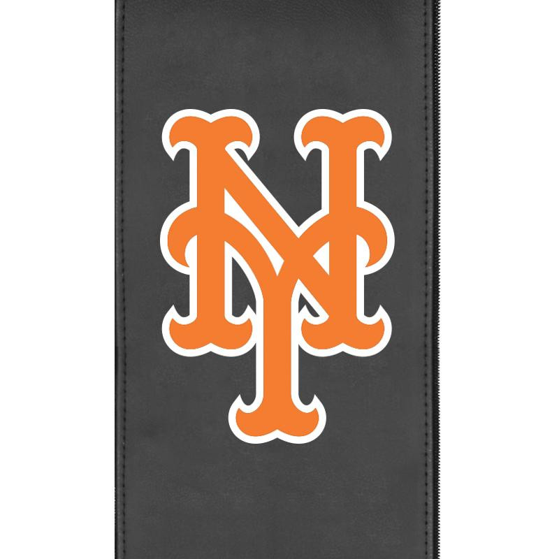 New York Mets Secondary Man Cave Home Theater Power Recliner   Contemporary   Recliner Chairs   by DreamSeats LLC  Houzz