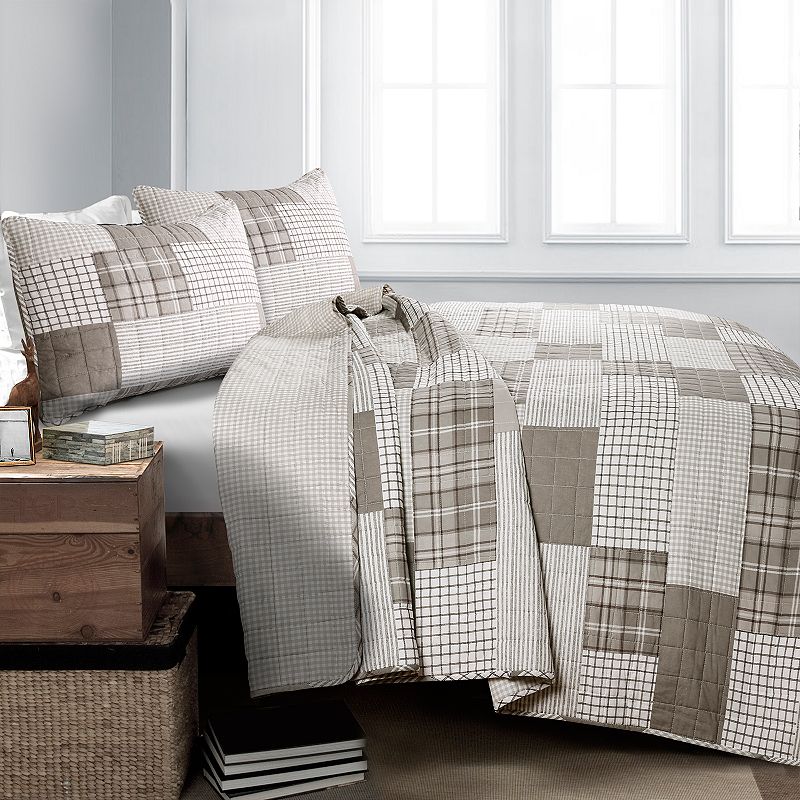 Lush Decor Greenville Quilt Set