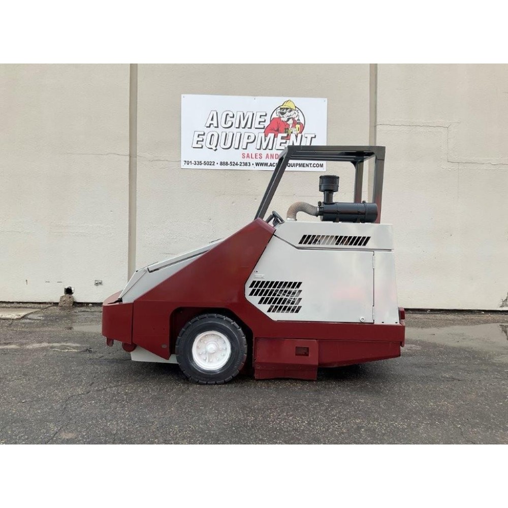 PowerBoss SW9XR Armadillo Floor Sweeper Ride On Gas 2005 Used ;