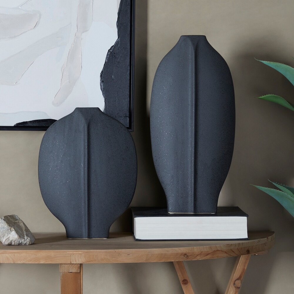 CosmoLiving by Cosmopolitan Ceramic Textured Vase (Set of 2)