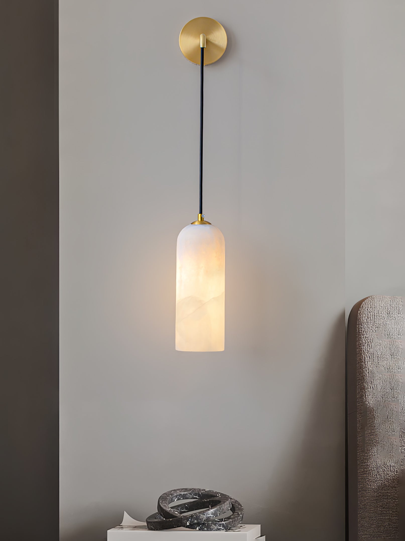 Monty Wall Lamp