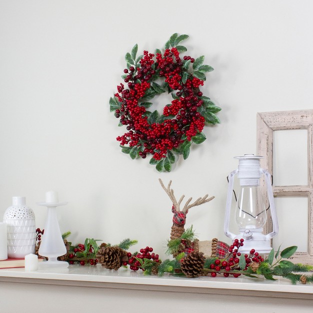 Unlit Red Berries And Two tone Green Leaves Artificial Christmas Wreath