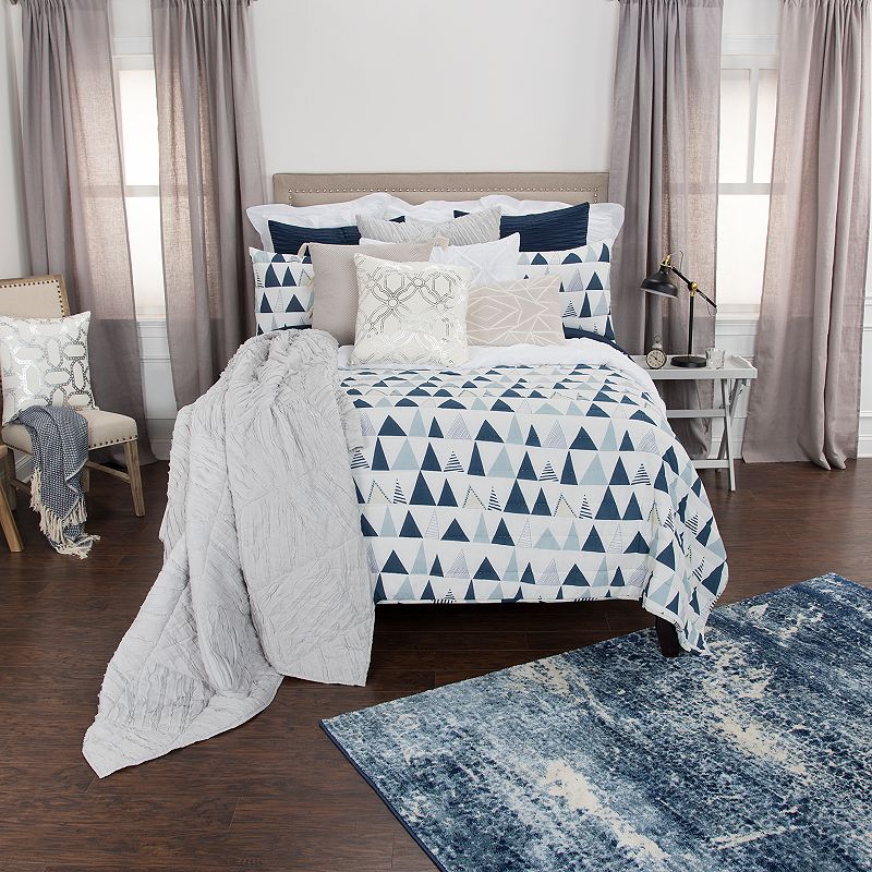 Rizzy Home Maddux Place Flint Geometric Quilt Set