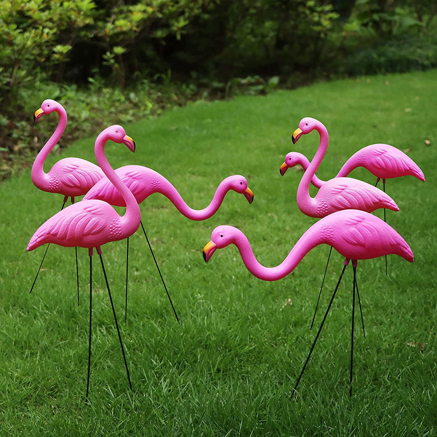 JOYIN 6 PCS Small Pink Flamingo Yard Ornament Stakes Mini Lawn Plastic Flamingo Statue with Metal Legs for Sidewalks, Outdoor Garden Decoration, Luau Party, Beach, Tropical Party Decor, 2 Styles