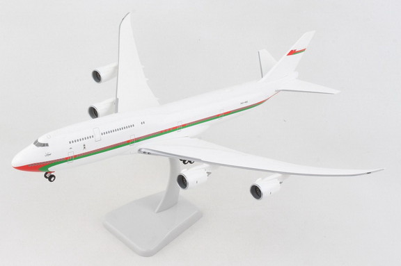 Hogan Royal Flight Of Oman 747 8 1/200 W/Gear Reg ...