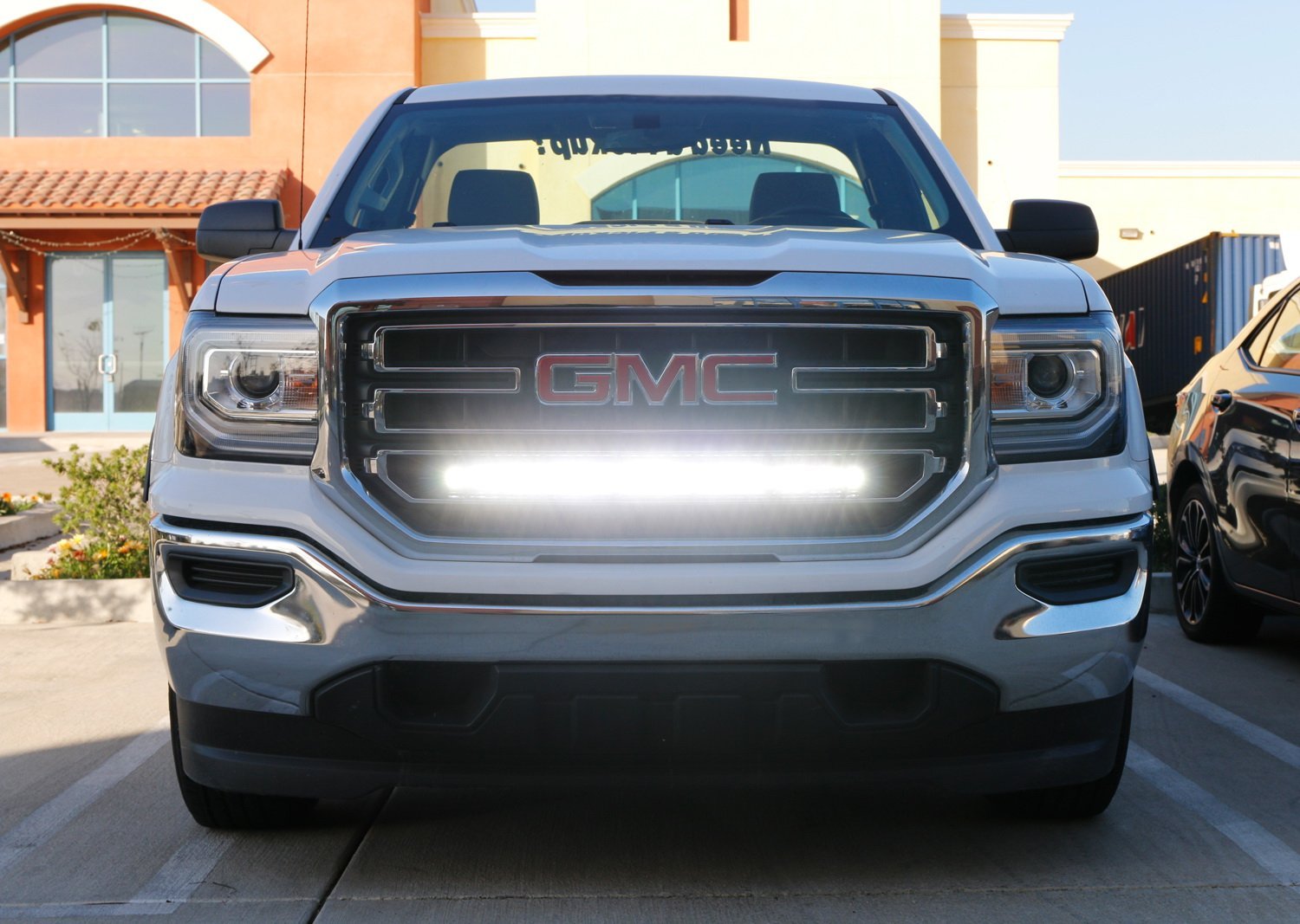 iJDMTOY Behind Grille Mount 30-Inch LED Light Bar Kit Compatible With 2014-18 GMC Sierra 1500 2500 3500 HD， Incl (1) 150W CREE LED Lightbar， Mesh Grill Mounting Brackets and On/Off Switch Wiring Kit